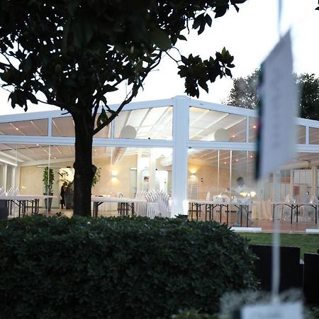 Sunny Palace Hotel Restaurant Prossedi Esterno foto