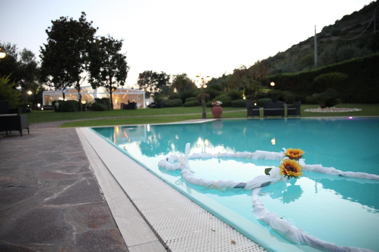 Sunny Palace Hotel Restaurant Prossedi Esterno foto