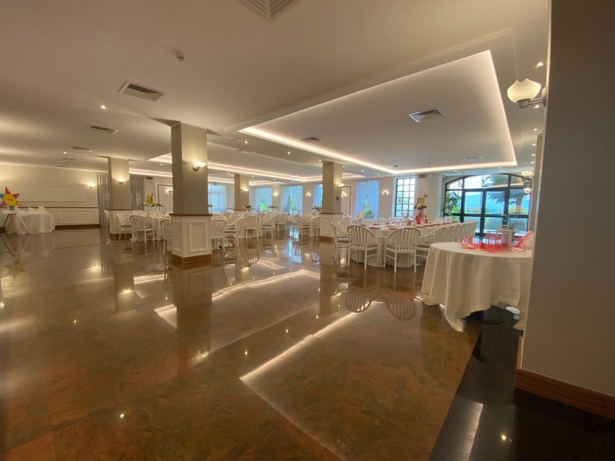 Sunny Palace Hotel Restaurant Prossedi Esterno foto