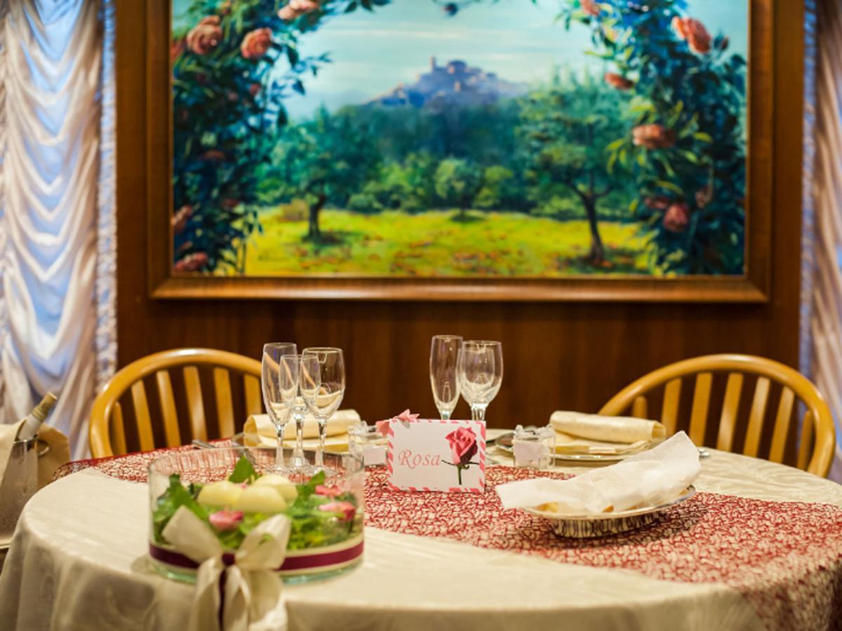 Sunny Palace Hotel Restaurant Prossedi Esterno foto